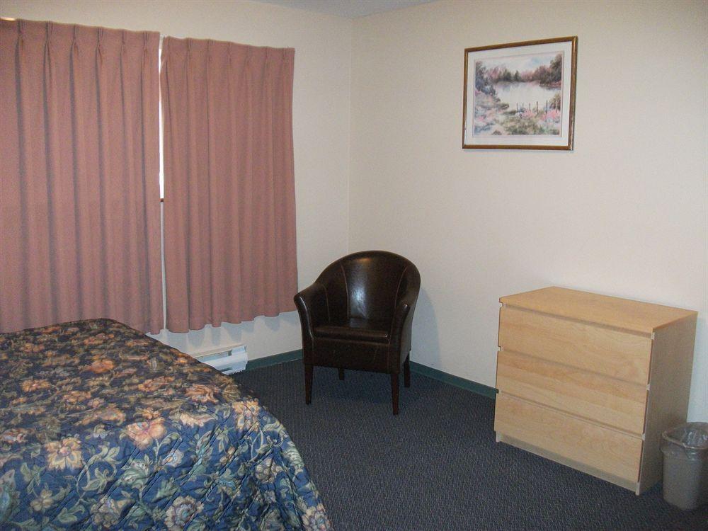 Travelodge By Wyndham McBride