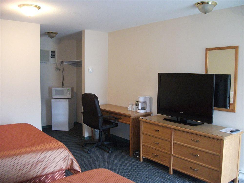Travelodge By Wyndham Motel