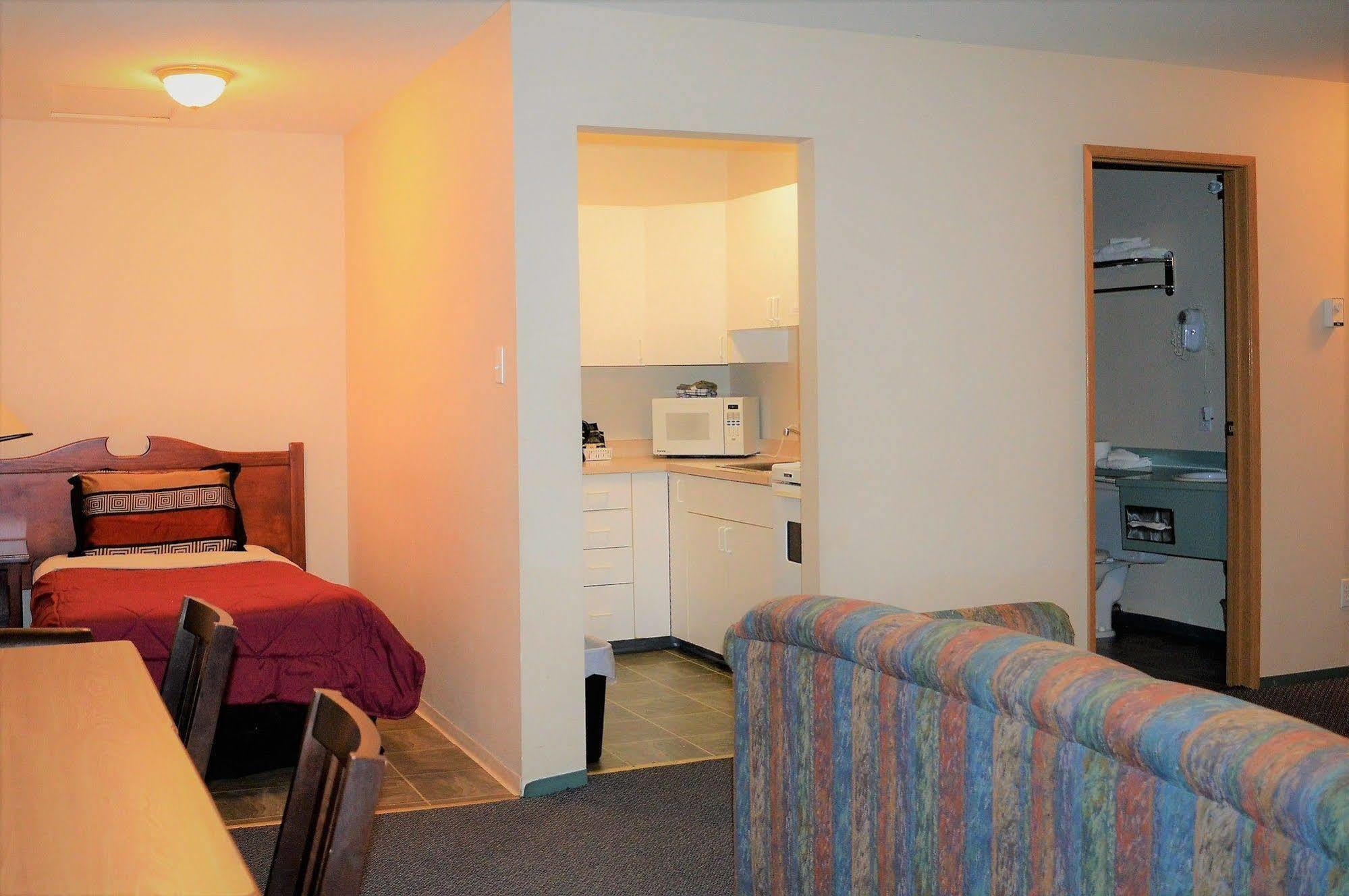 Travelodge By Wyndham Motel