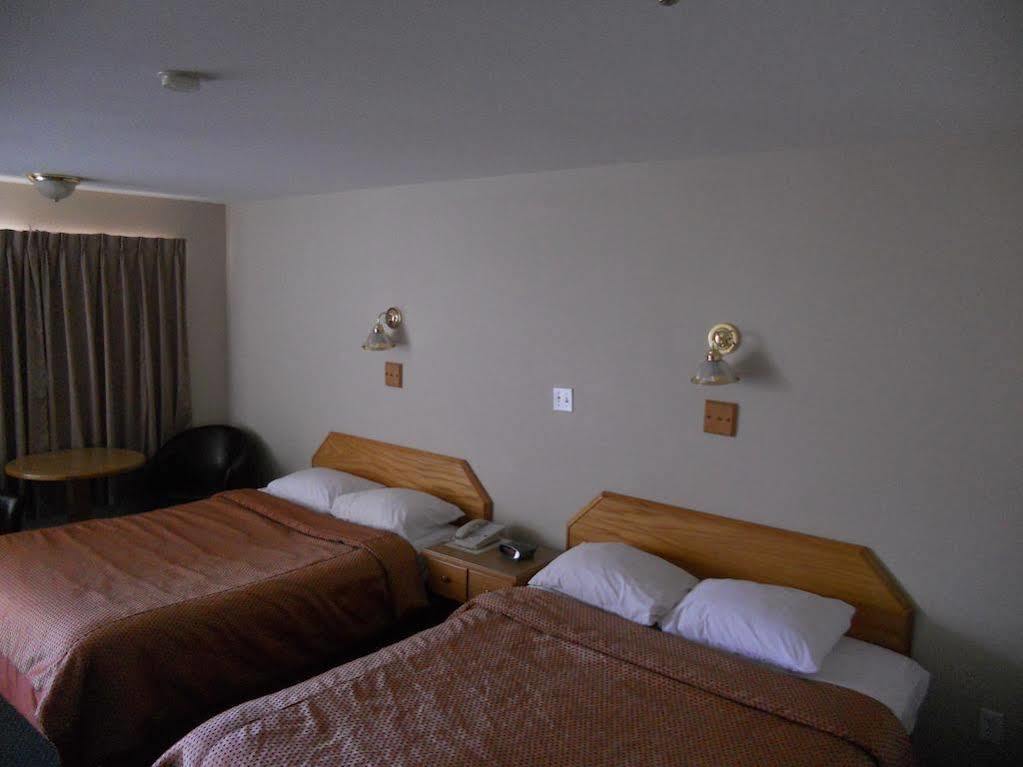 Travelodge By Wyndham Motel