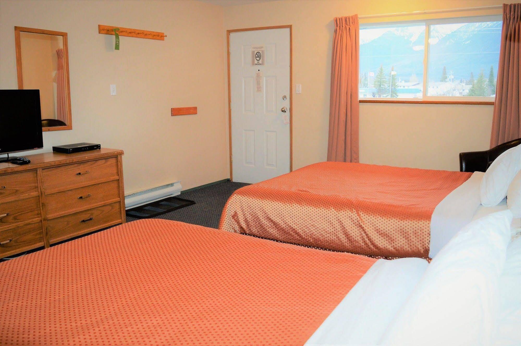 Travelodge By Wyndham McBride