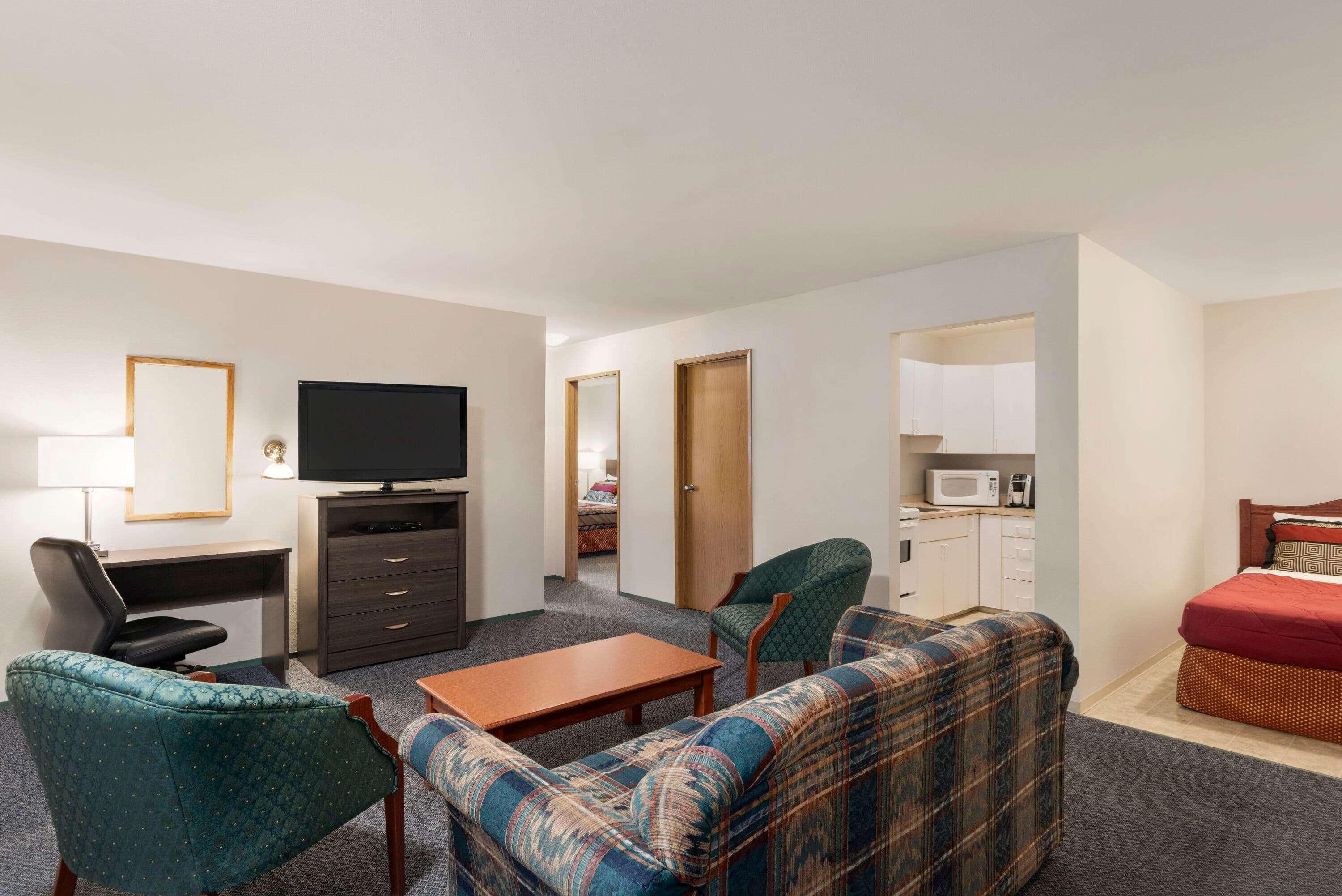 Travelodge By Wyndham McBride